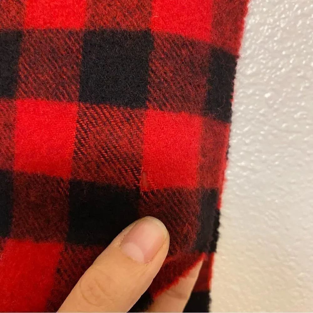 Fredrick and Nelson red buffalo plaid 100% wool made in Italy unisex scarf 11x54